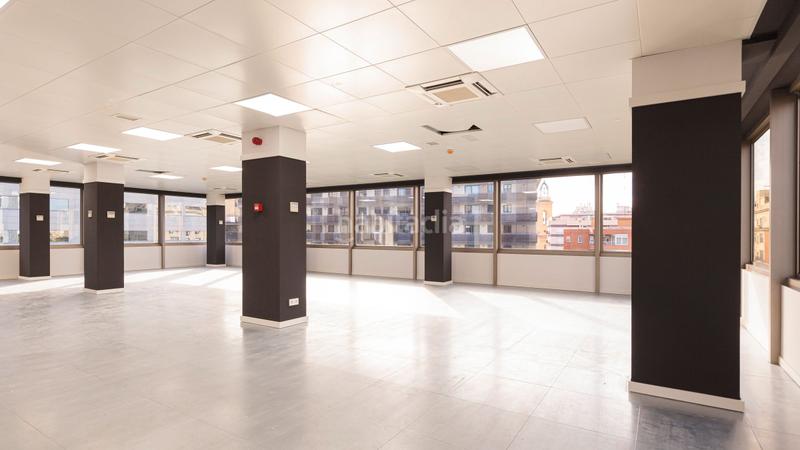 Foto 2428bf2f-3ceb-4471-a281-6e924f97b1bb. Rent office space with heating in Barri de les Corts Barcelona