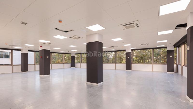 Foto df7bf893-01f4-441e-8ce7-ffbd14eed4e1. Rent office space with heating in Barri de les Corts Barcelona