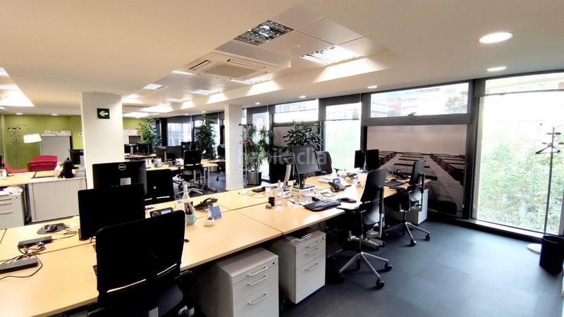 Foto 6b584862-830e-4d07-86c1-b3e8b00a28cf. Rent office space with heating in L´Antiga Esquerra de l´Eixample Barcelona