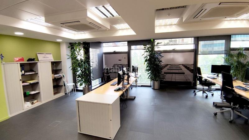 Foto e1a9adb2-9414-40f0-9fa9-ab2dfd393f39. Rent office space with heating in L´Antiga Esquerra de l´Eixample Barcelona