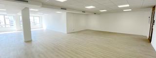 Rent Office space in L´Antiga Esquerra de l´Eixample. Pleno centro de negocios