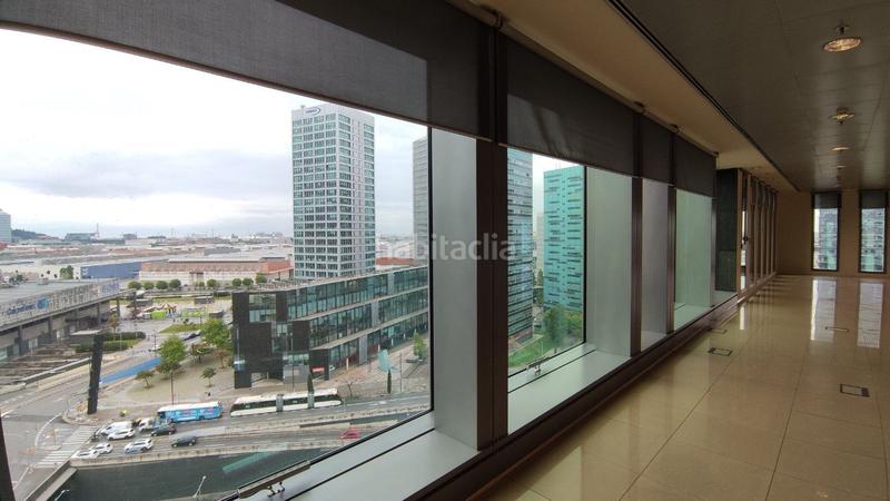 Foto 7d5aa994-59c8-454c-9274-d3eec02818a5. Alquiler oficina en edificio torre copisa en Granvia LH Hospitalet de Llobregat (L´)