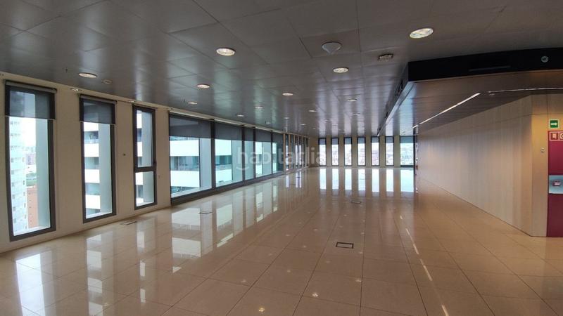 Foto 13d5ca77-4540-45a1-8d94-03248e4928c8. Rent office space with heating in Granvia LH Hospitalet de Llobregat (L´)