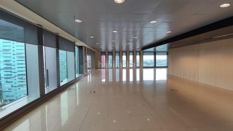 Foto bc28436d-b7e7-40a0-b616-707331ead9ea. Rent office space with heating in Granvia LH Hospitalet de Llobregat (L´)