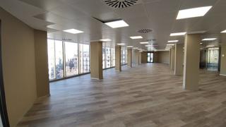 Miete Büro  Avinguda diagonal. Lista para entrar