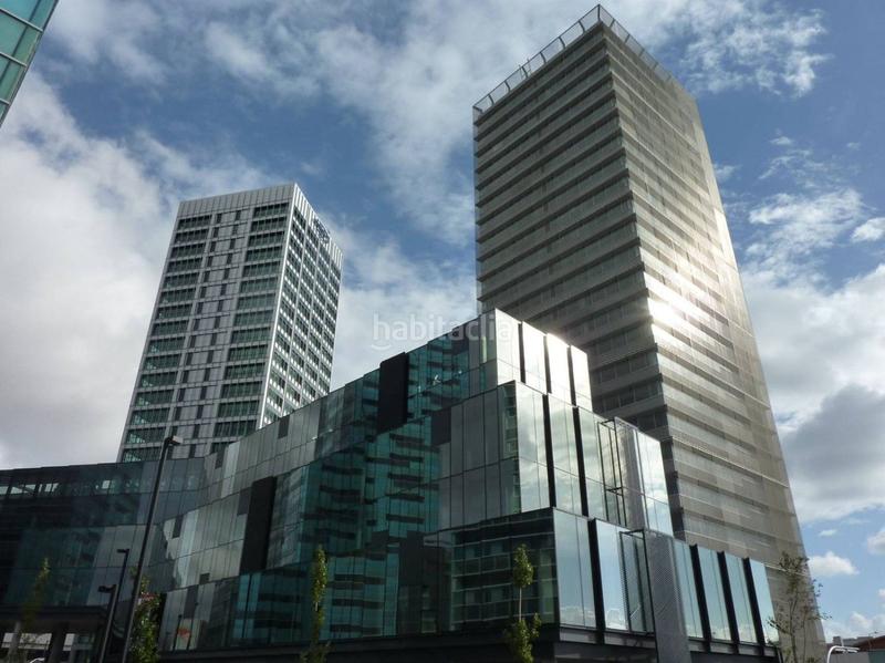 Foto c92c052f-bb6d-4ab4-88a0-e79277d6a0f3. Rent office space with heating in Granvia LH Hospitalet de Llobregat (L´)