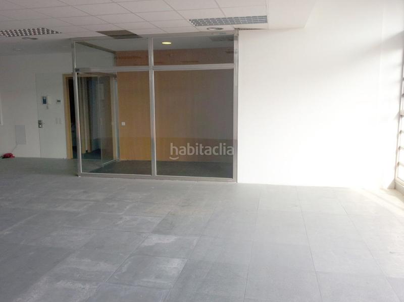 Foto 698a6574-63b4-4847-9909-eed763c4fcec. Location bureau avec chauffage dans El Parc i la Llacuna del Poblenou Barcelona