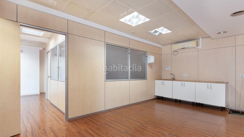 Foto 70cb8983-c126-47f2-95fd-be168260879a. Affitto ufficio con riscaldamento in Gòtic Barcelona