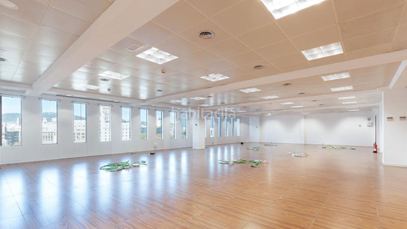 Foto ec205071-df84-498a-81e8-47bf56e63f4a. Alquiler oficina en pleno centro de negocios en Gòtic Barcelona