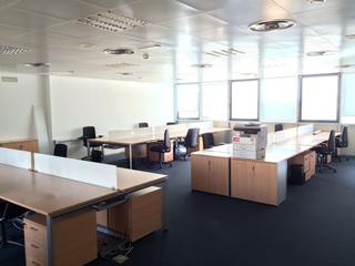 Rent Office space  N/a. Lista para entrar