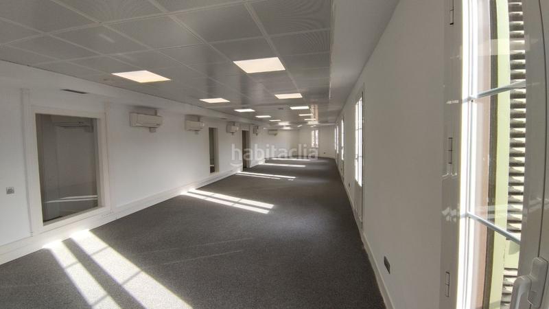 Foto 8ebb825d-42c3-468e-a3d8-1b0013e3104c. Rent office space with heating in Dreta de l´Eixample Barcelona