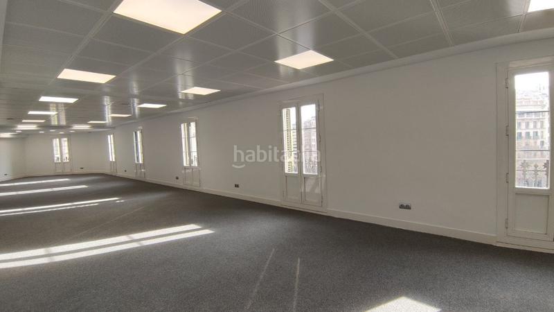 Foto da141f2d-0100-4c82-8f5d-4ae59a962e6a. Rent office space with heating in Dreta de l´Eixample Barcelona