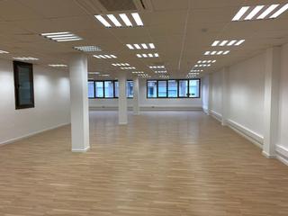 Miete Büro  Carrer del farell. En edificio de oficinas