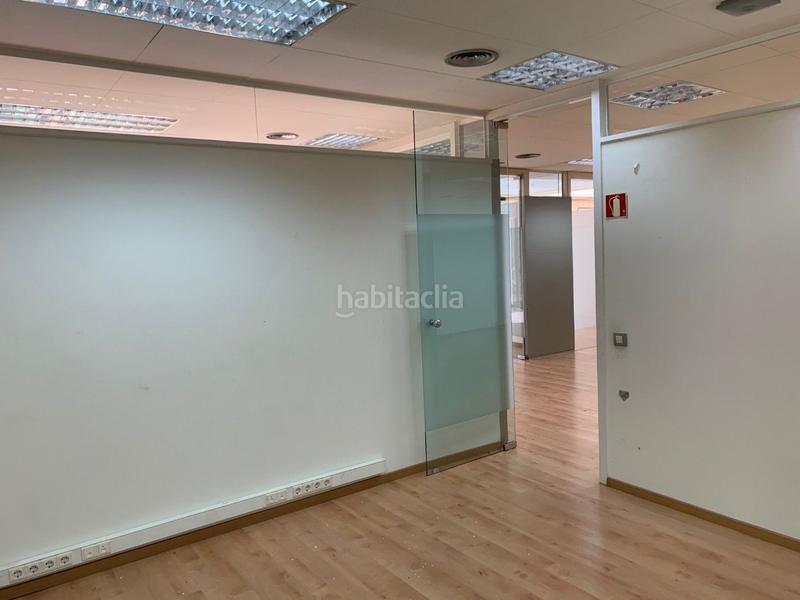 Foto 0ec603ff-40b3-4e95-86ad-0e82c0890240. Lloguer oficina amb calefacció a Dreta de l´Eixample Barcelona
