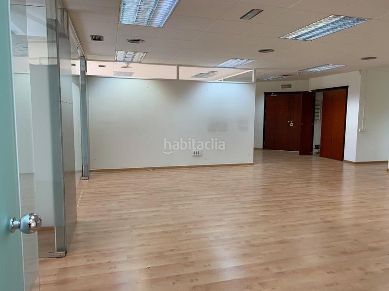 Foto d56a8d6f-9635-47e3-b26d-f1b3769c210b. Affitto ufficio con riscaldamento in Dreta de l´Eixample Barcelona