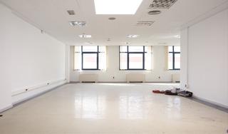Rent Office space  Passeig de la zona franca