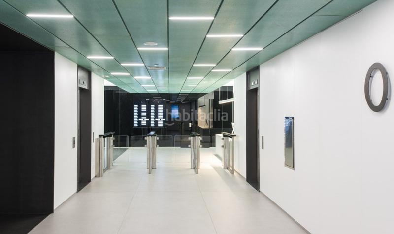 Foto c72f6f91-980e-4c95-b335-ee2bd990108b. Rent office space with heating in Pedralbes Barcelona