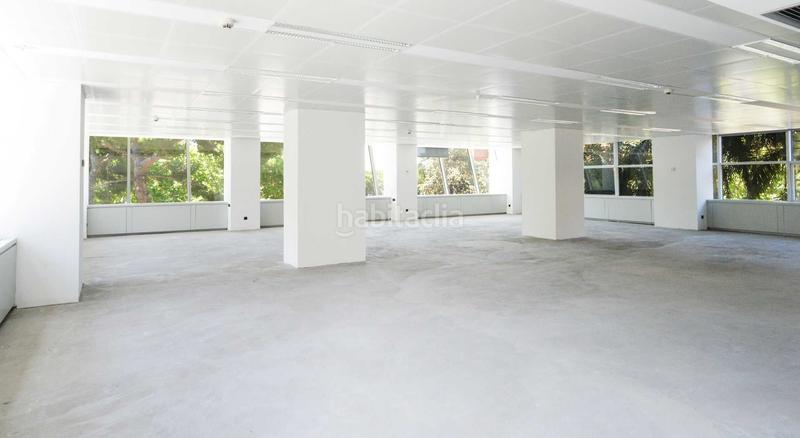 Foto 6a51b7bd-1ad2-4f6e-b6c2-bc2925dd6d89. Alquiler oficina en Pedralbes Barcelona