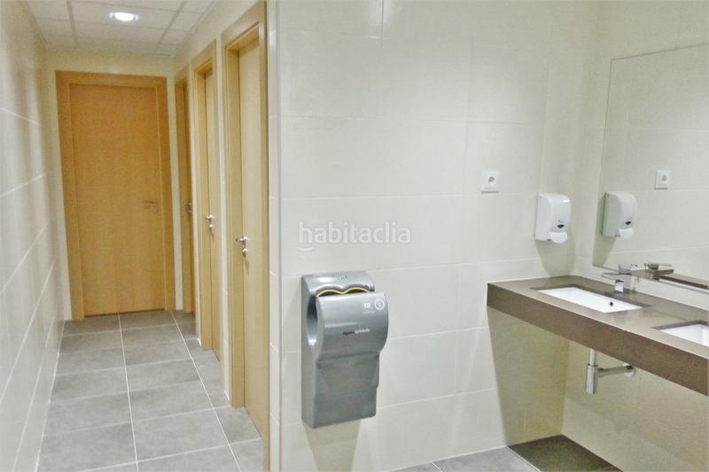 Foto 76032da0-e491-4aa5-bee5-fd97bbdeb466. Rent office space with heating in Barri de les Corts Barcelona