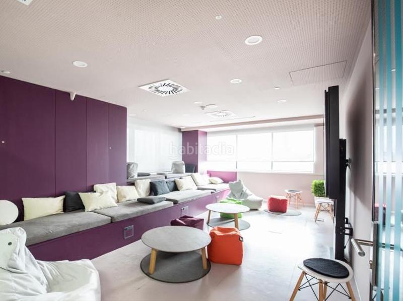 Foto 437389b5-0cf3-4bef-9a4b-6310b656f553. Rent office space with heating in Barceloneta Barcelona