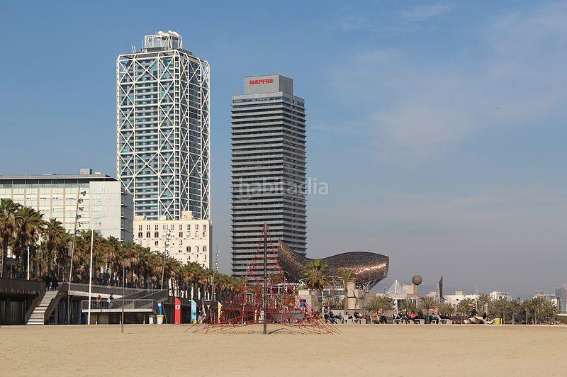 Foto 88ac3aae-f952-4d2e-b9ef-5dfd22c744fb. Lloguer oficina amb calefacció a Barceloneta Barcelona