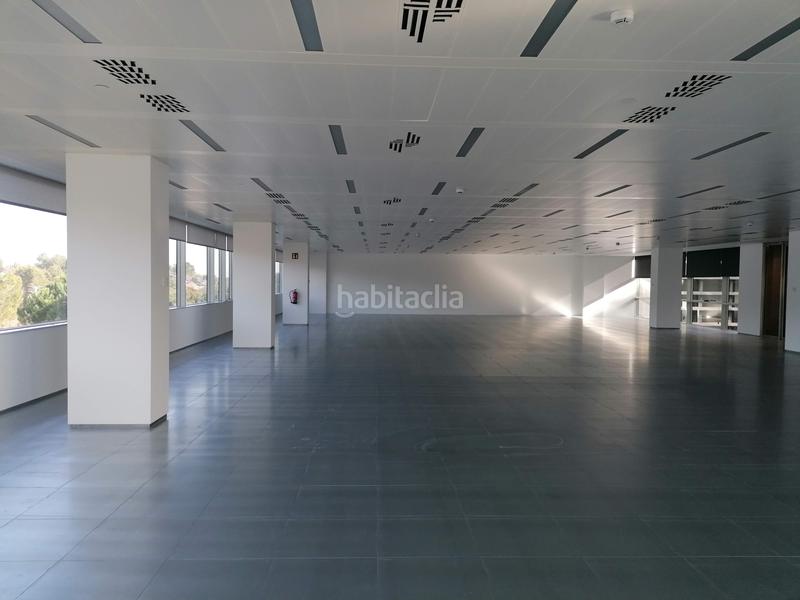 Foto 9e458109-981d-4641-9645-94cad8777ba0. Location bureau avec chauffage dans Volpelleres Sant Cugat del Vallès