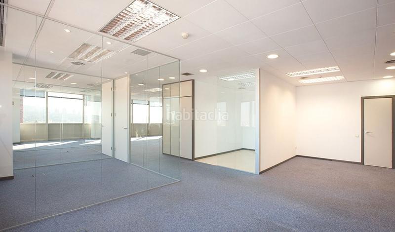 Foto 39fe3890-2555-48b4-abaf-f0e14e2b9216. Miete büro in Hostafrancs Barcelona