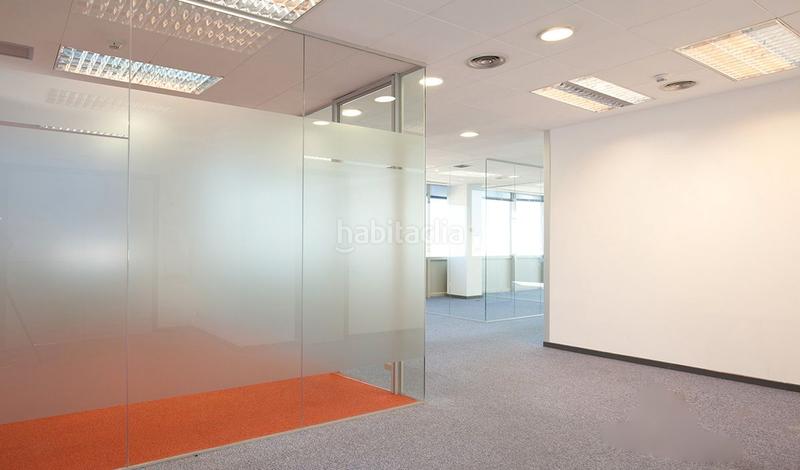 Foto ac7ccf68-3397-404c-80fe-a11c0c237c2e. Miete büro in Hostafrancs Barcelona