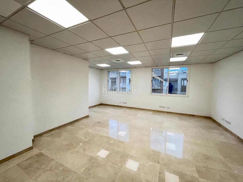Foto db918e5c-cf14-4b2a-95bd-8b88c9328b6f. Miete büro mit heizung in La Nova Esquerra de l´Eixample Barcelona