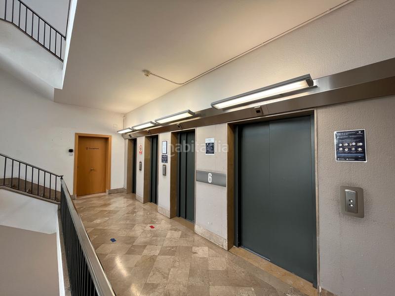 Foto bcff3438-5607-4ea1-ba6a-2b8c08b83880. Miete büro mit heizung in Gòtic Barcelona