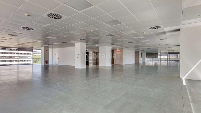 Foto 23b253f0-88e7-44a5-aaa3-3f5b7277fda5. Alquiler oficina en Diagonal Mar i el Front Marítim del Poblenou Barcelona