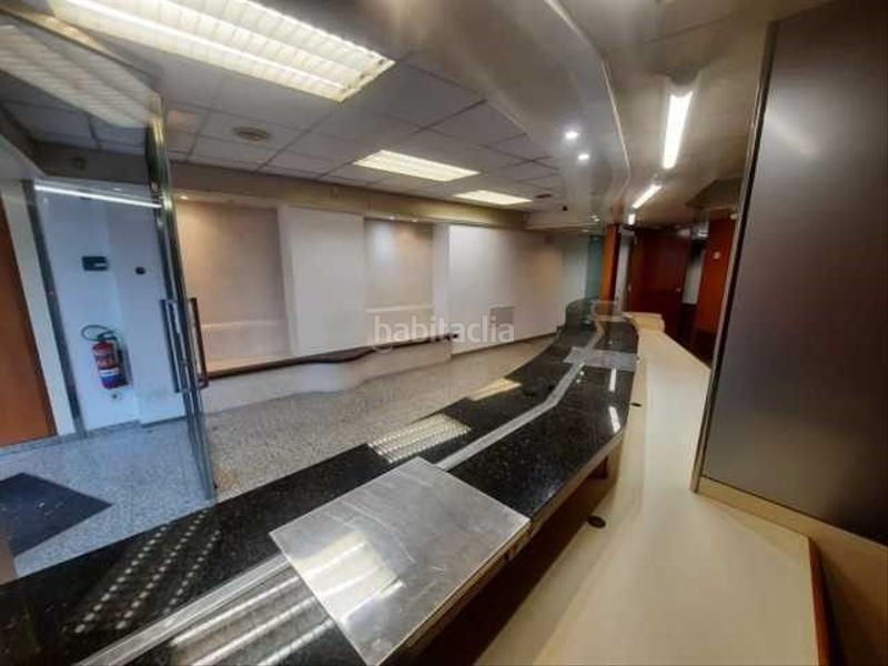 Foto b8d3bc41-3703-4944-93de-ef71e2124d6d. Geschäftsraum in Provençals del Poblenou Barcelona