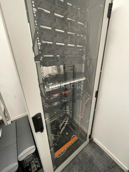 Foto f037a152-43d5-412e-99d7-363c533eb609. Lloguer oficina amb calefacció a Diagonal Mar i el Front Marítim del Poblenou Barcelona