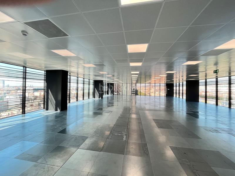 Foto 913aa47a-9e15-4420-9c8a-08a399ff3c50. Rent office space with heating in Poblenou Barcelona