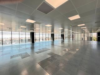 Location Bureau  Carrer de pere iv. En distrito @22