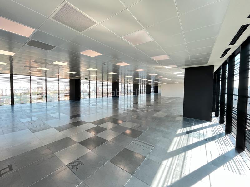 Foto e6f3297f-3a37-4791-9a88-32973613062b. Miete büro mit heizung in Poblenou Barcelona