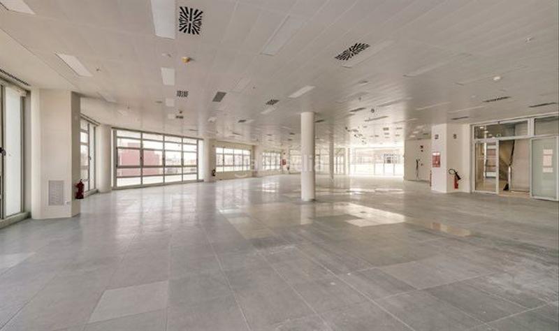 Foto fa614b6a-26bd-45ac-8e02-e66fb7b2980c. Location bureau avec chauffage dans El Parc i la Llacuna del Poblenou Barcelona