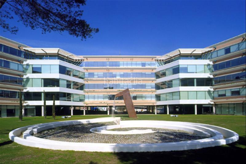 Foto 30a5becc-d68d-4b89-b33f-a45972dc2267. Rent office space with heating in Volpelleres Sant Cugat del Vallès