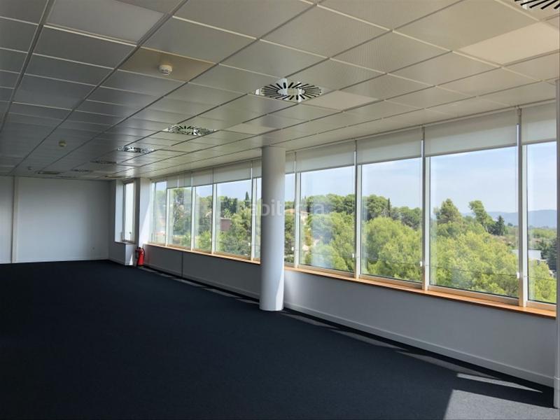 Foto ed7301ad-173c-40de-911a-54dba4895d71. Rent office space with heating in Volpelleres Sant Cugat del Vallès