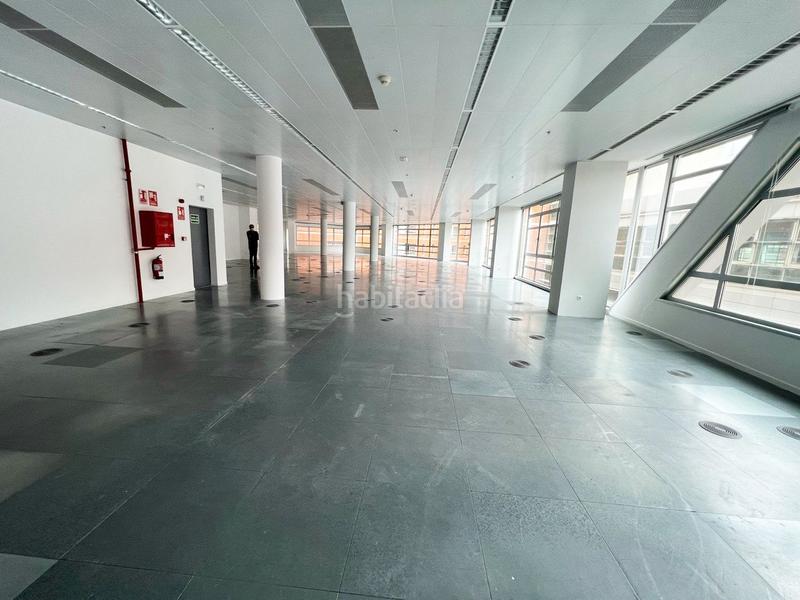 Foto 103ebdda-7923-4e93-9b22-c8cf5cecf8b7. Rent office space with heating in El Parc i la Llacuna del Poblenou Barcelona