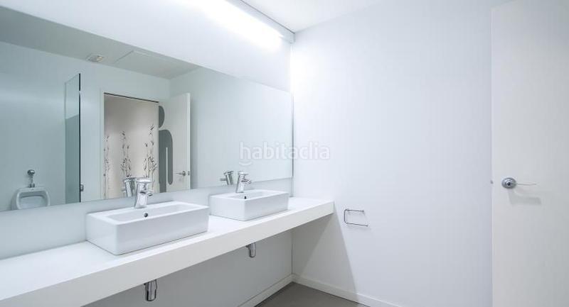 Foto 041085e9-c961-453c-8ef6-2fefb8c45844. Rent office space with heating in El Parc i la Llacuna del Poblenou Barcelona