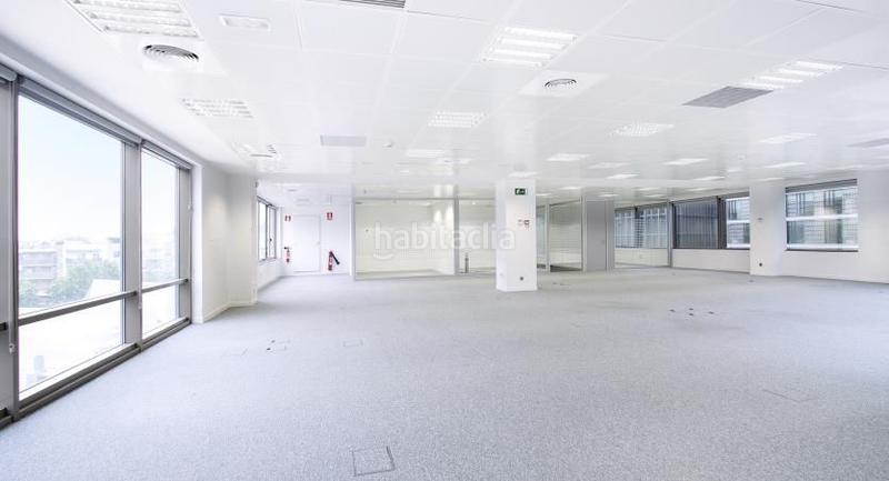 Foto b02db580-dcc3-49e9-b182-c83bed06a86c. Rent office space with heating in El Parc i la Llacuna del Poblenou Barcelona