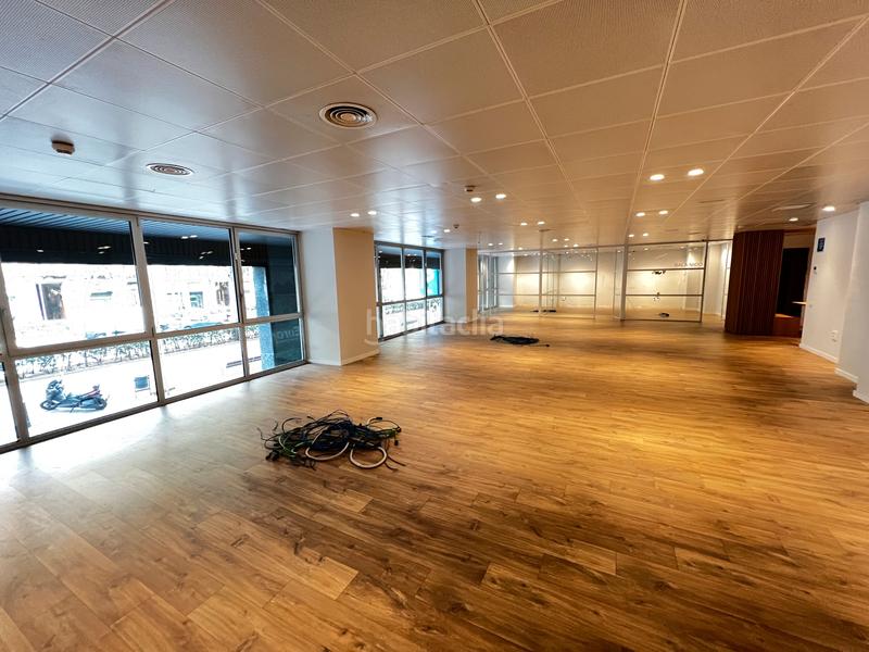 Foto b65257b9-2d6d-4dc6-99ae-67f2d1c84ffb. Rent office space with heating in Dreta de l´Eixample Barcelona