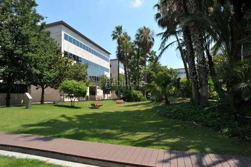 Foto 835e7df2-a972-4938-b7f0-19c2414723c0. Rent office space in Almeda - El Corte Inglés Cornellà de Llobregat