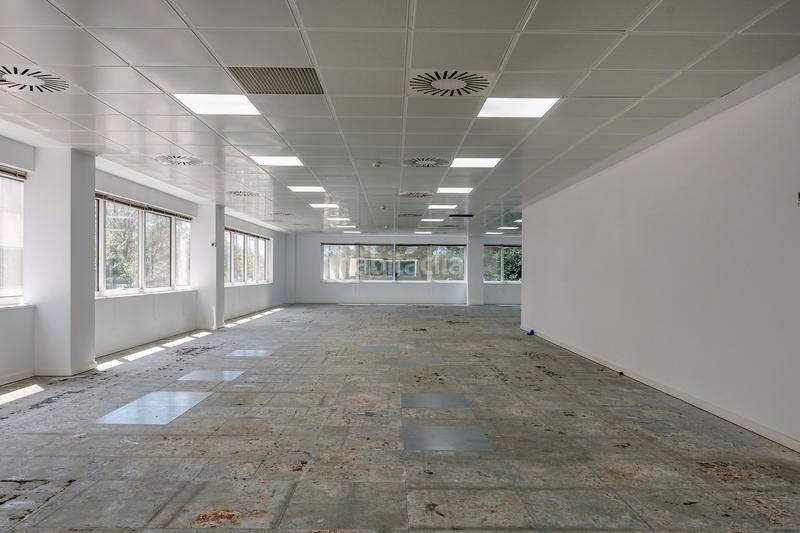 Foto c70684d7-2e20-4064-bf46-30464b951315. Rent office space in Almeda - El Corte Inglés Cornellà de Llobregat