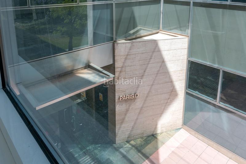 Foto 1289fa38-299c-4780-bbd9-ea2027e39584. Lloguer oficina a Almeda - El Corte Inglés Cornellà de Llobregat