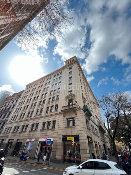 Foto 0345f876-40a2-489c-84ab-5c5045440528. Rent office space with heating in Gòtic Barcelona
