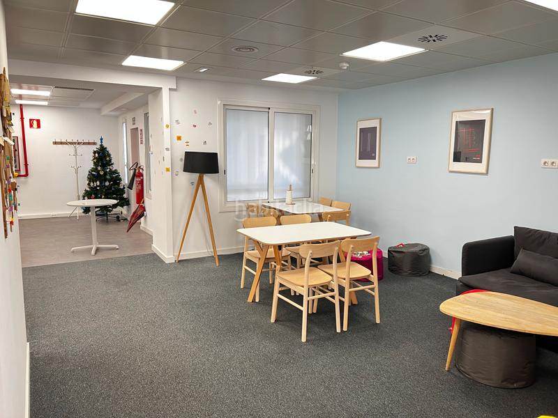 Foto c48b5733-6b36-4b18-9322-b7eaabebb308. Rent office space with heating in Gòtic Barcelona