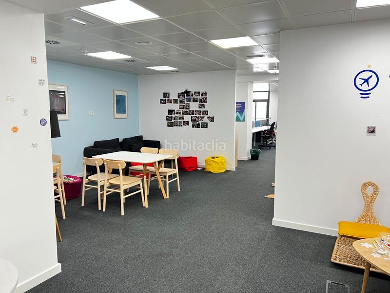 Foto d1103c80-bdf3-4a30-99c7-e917b805bc83. Rent office space with heating in Gòtic Barcelona