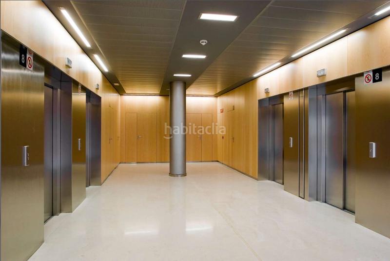 Foto b0c626c4-48f5-412d-97e3-f1ff474988fa. Rent office space with heating in Diagonal Mar i el Front Marítim del Poblenou Barcelona